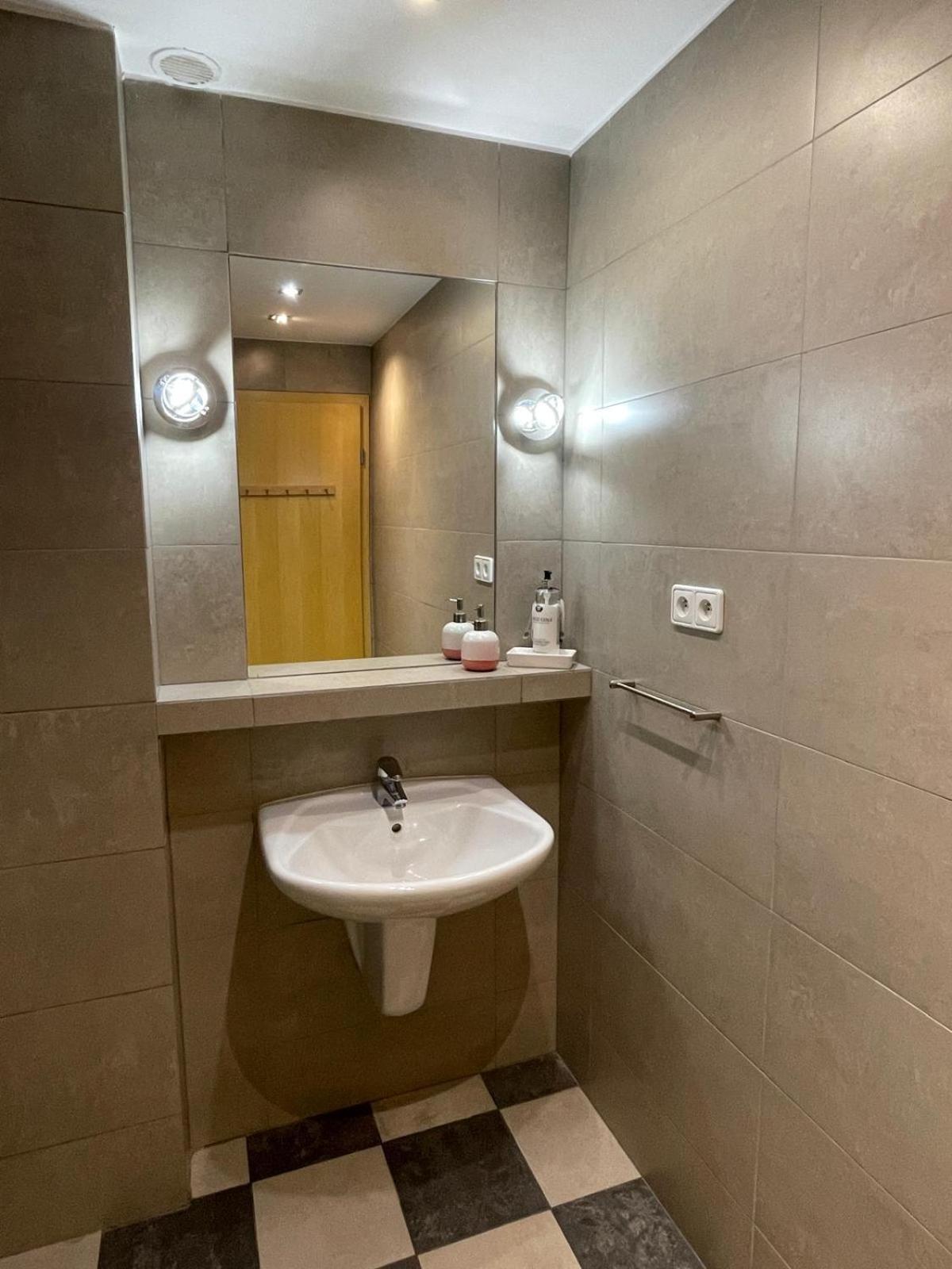 Grande Appartamento 100M2 Rynek 24H Self Check-In Wrocław Buitenkant foto